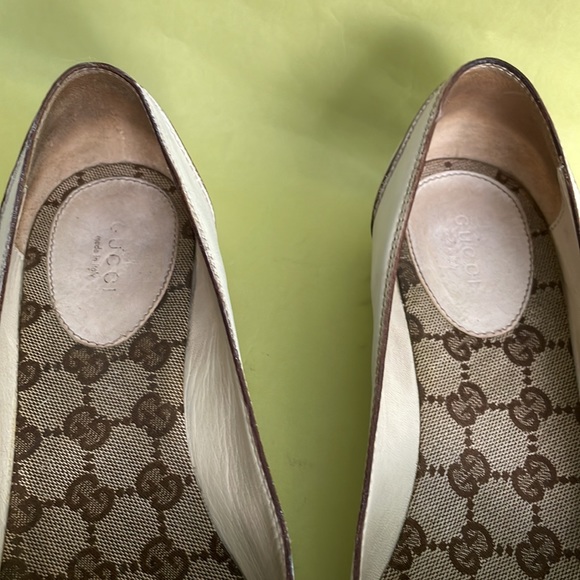 Vintage 70’s cream Gucci leather loafers - Picture 11 of 16